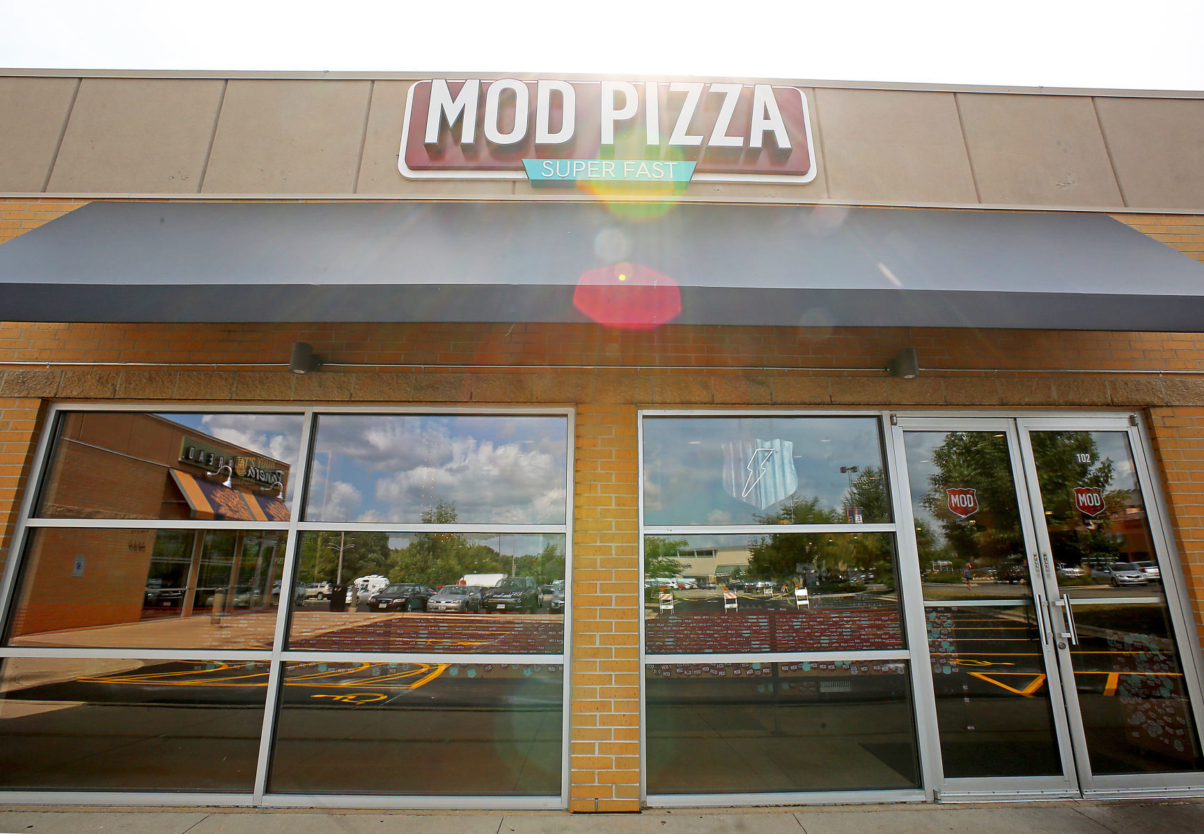 MOD Pizza exterior